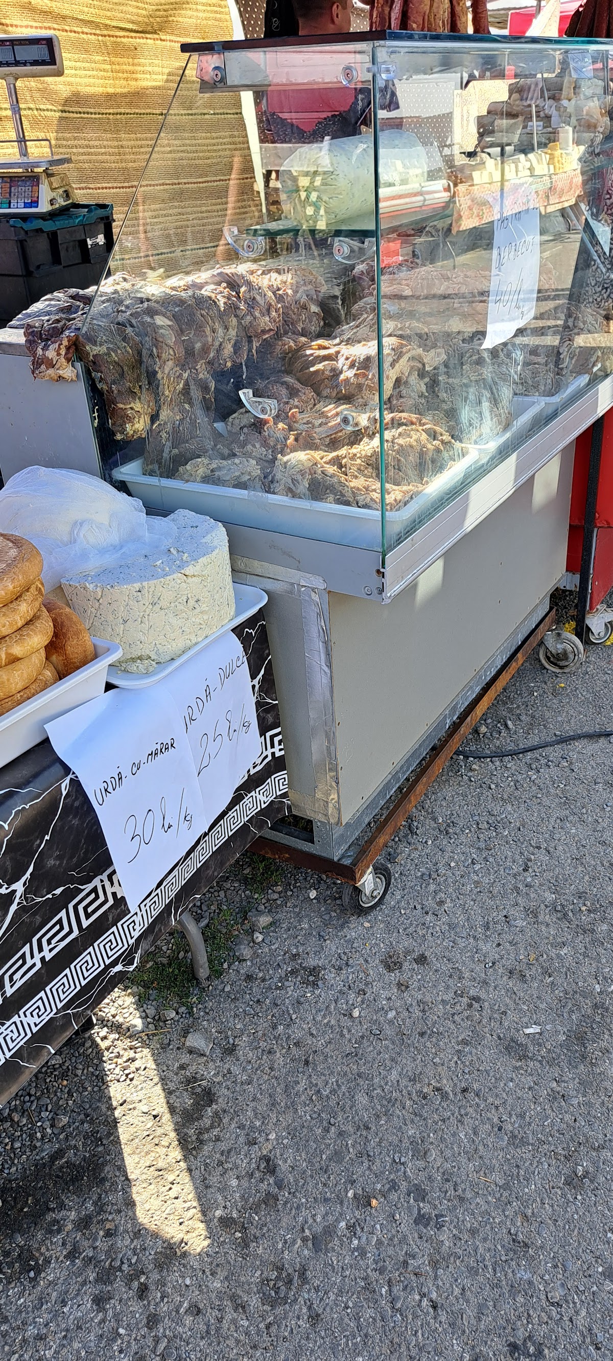 Mercado de Băicoi - foto 2