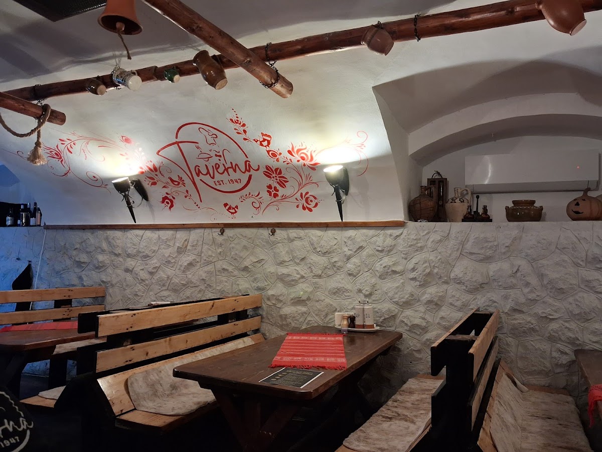 Taverna Oradea Family Bar, Oradea