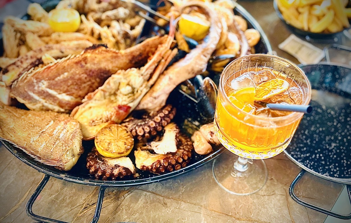 Taverna Racilor Craiova - foto 2