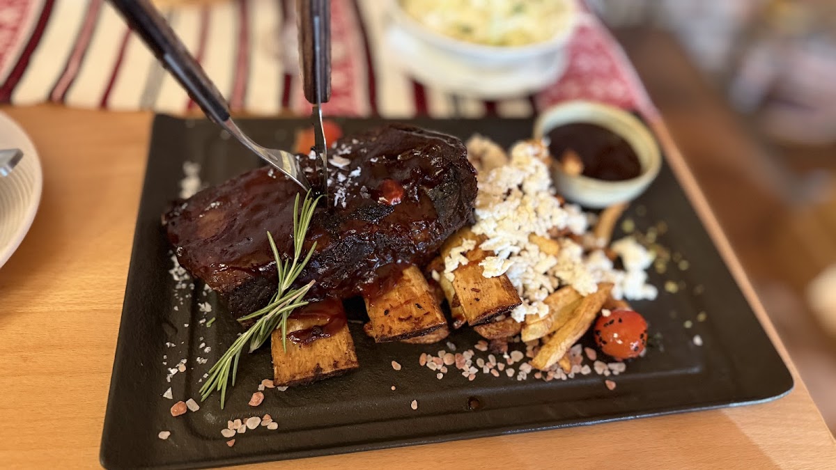 罗马尼亚酒馆 - foto 2