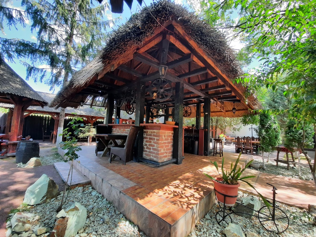 罗马尼亚酒馆 - foto 3