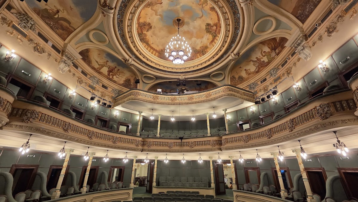 Caracali Nemzeti Színház - foto 2