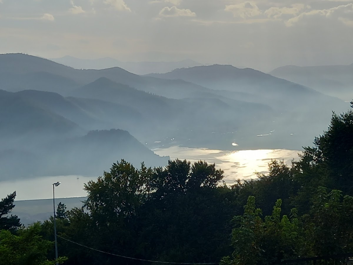 Telegondolă - stație plecare - Piatra-Neamț - foto 2