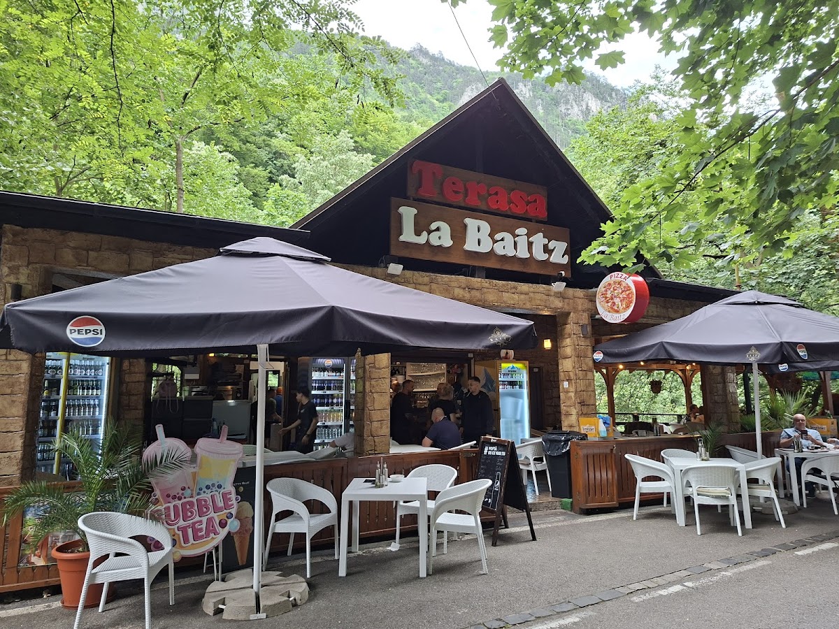 Terasa Baitz - foto 5