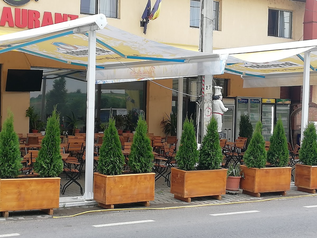 Terasa Casa Vlăşceană - foto 4