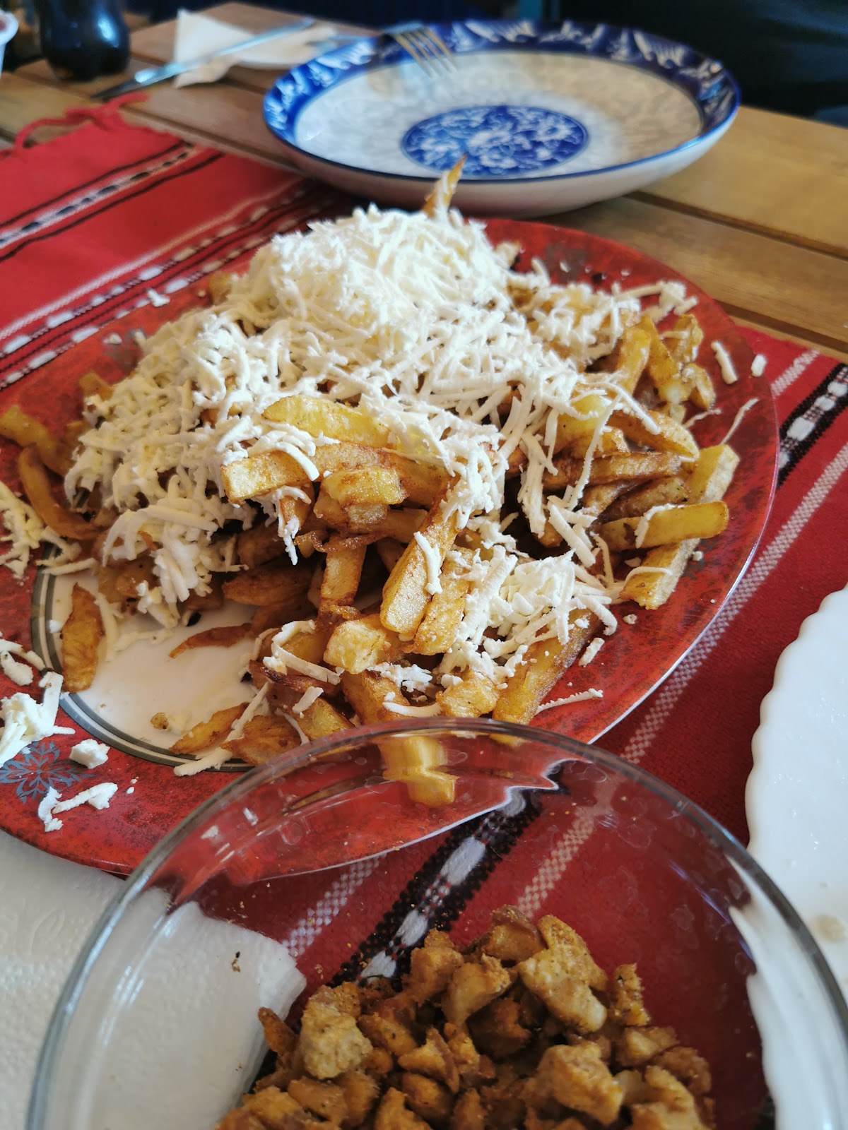 Terasa Cu Bunatati Muntenesti - foto 3