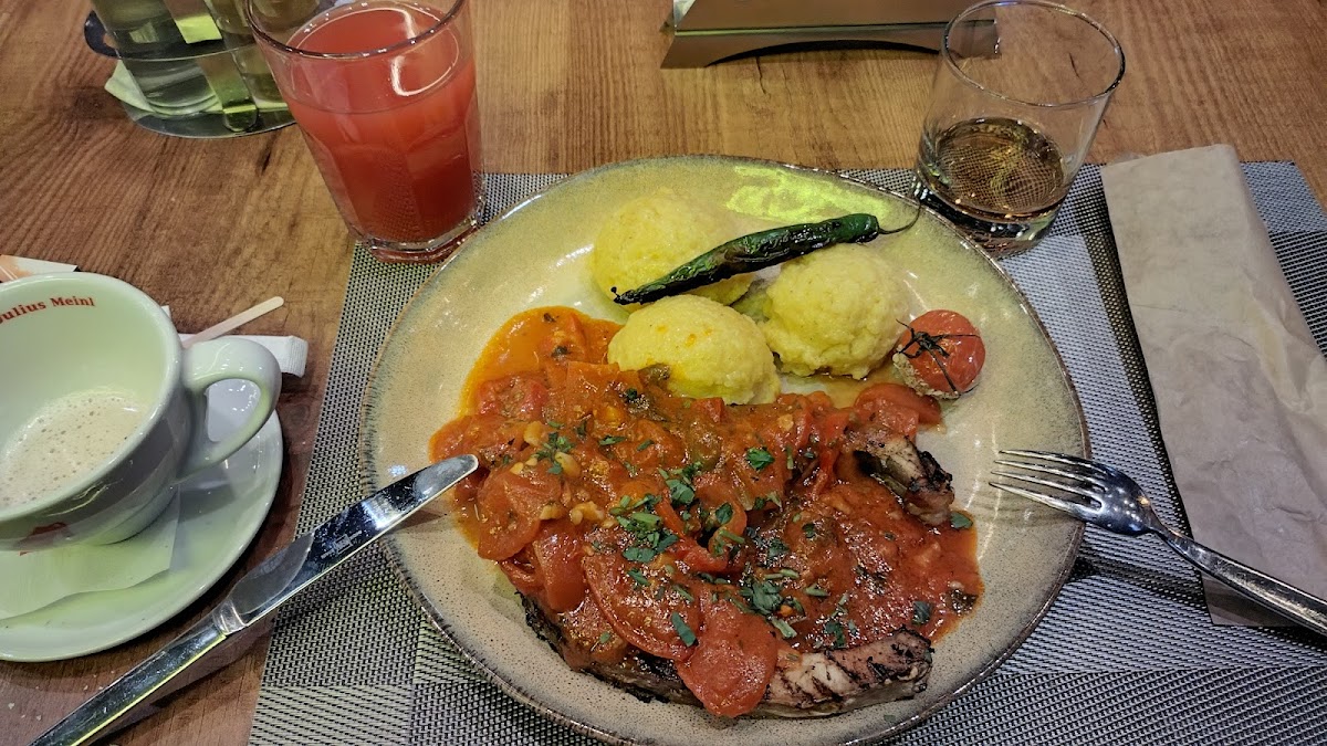 Terasa Royal - foto 1