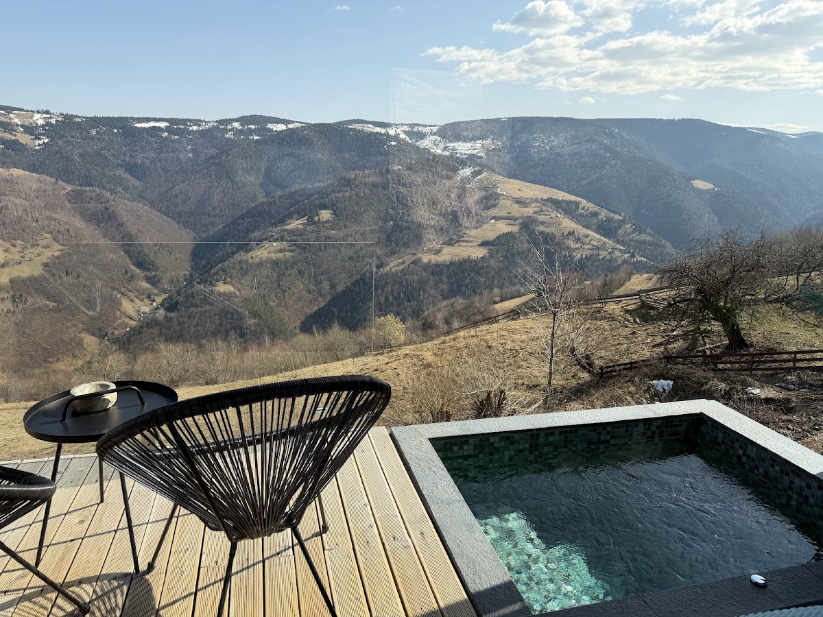 The Altitude Cabin Resort