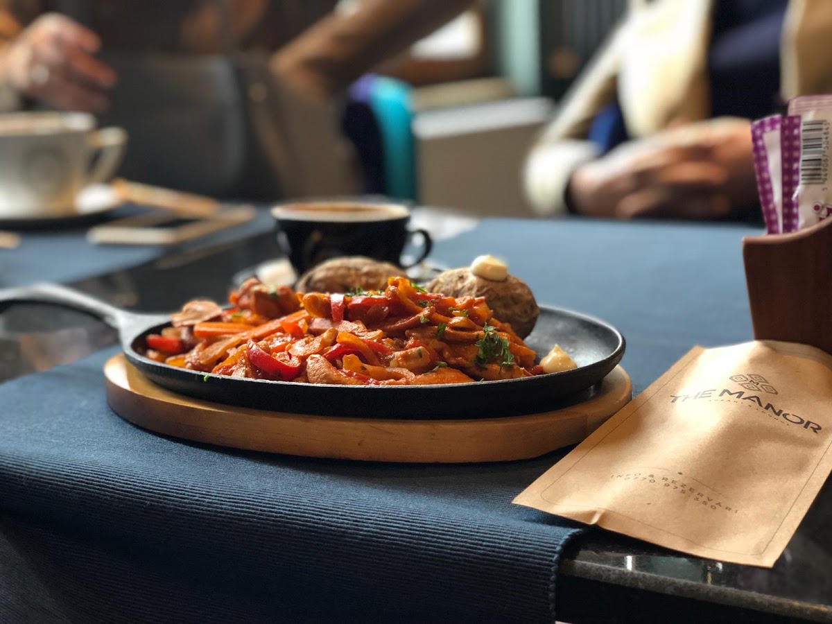The Manor Restaurant & Lounge - foto 2