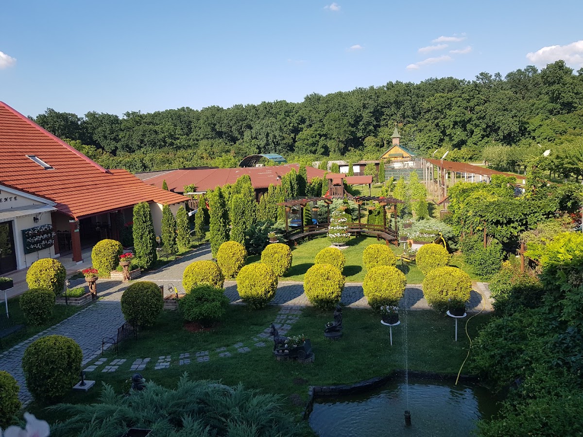 The Nook Events - Események, Étterem & Szállás