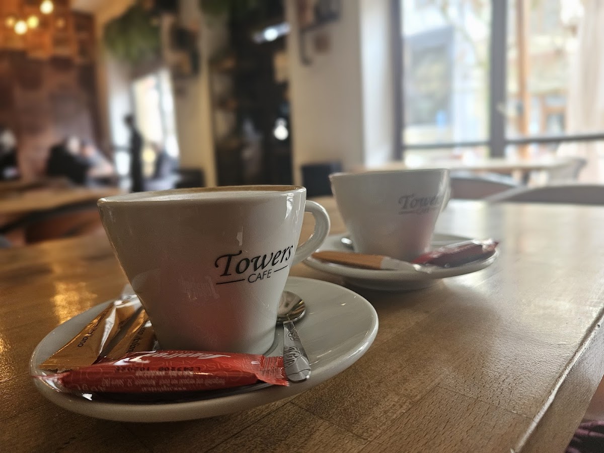 Towers Cafe - foto 2