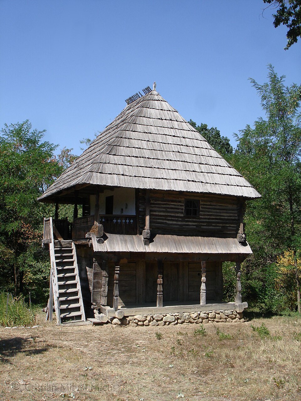 Traditii locale Olari, Olari