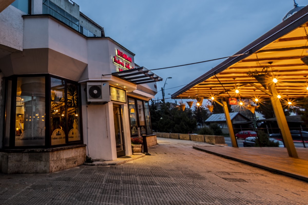 Trattoria Della Città, Oneşti