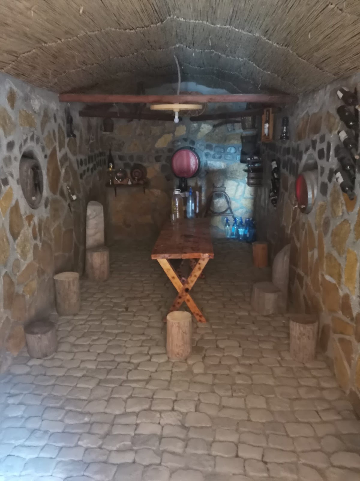 Trei Stejari - foto 4