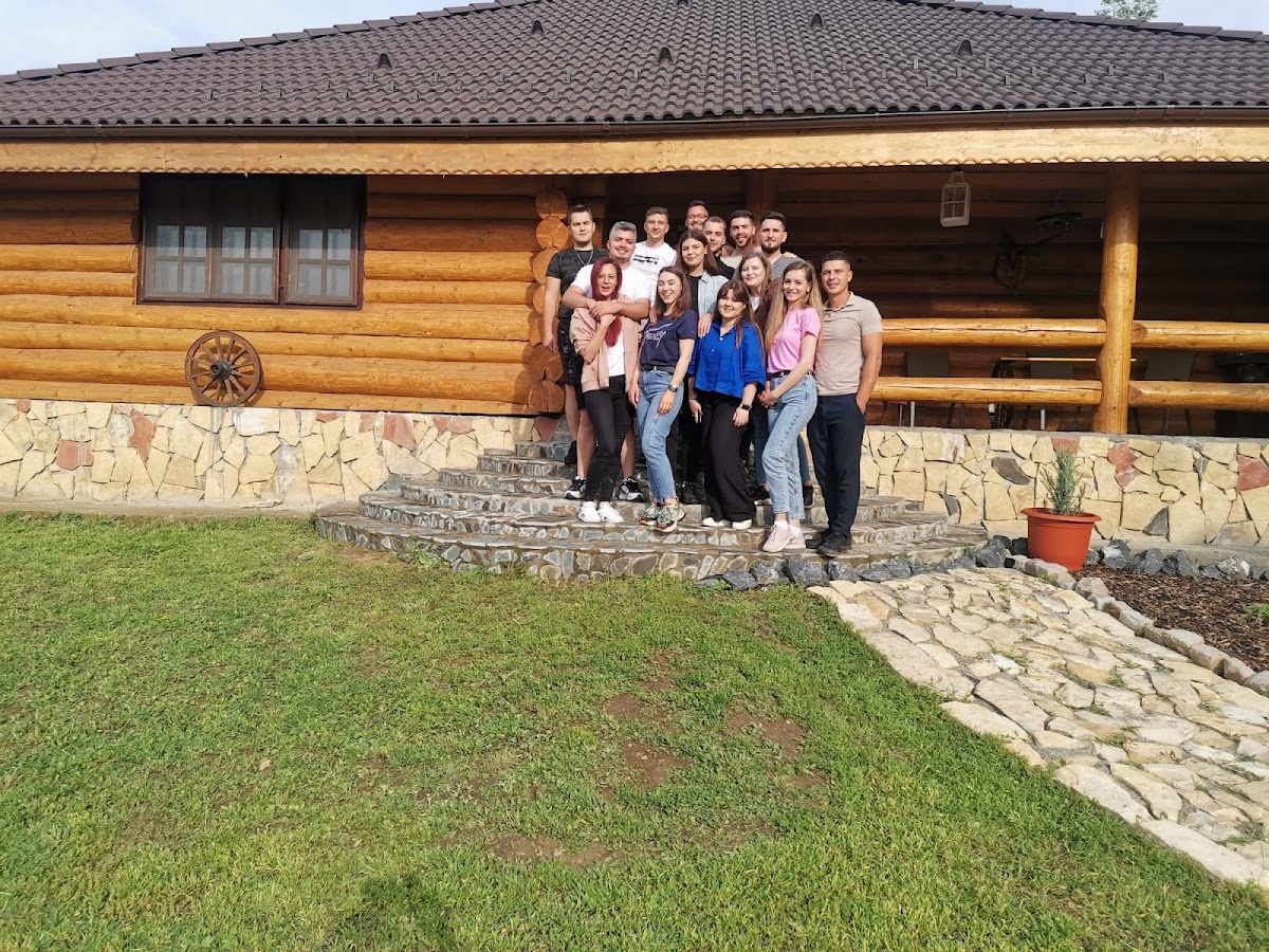 Trei Stejari - foto 5