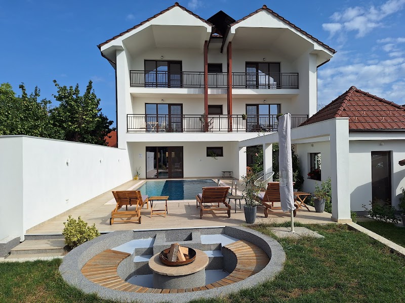 TREND - Unterkunft, Garten, Pool, Arad