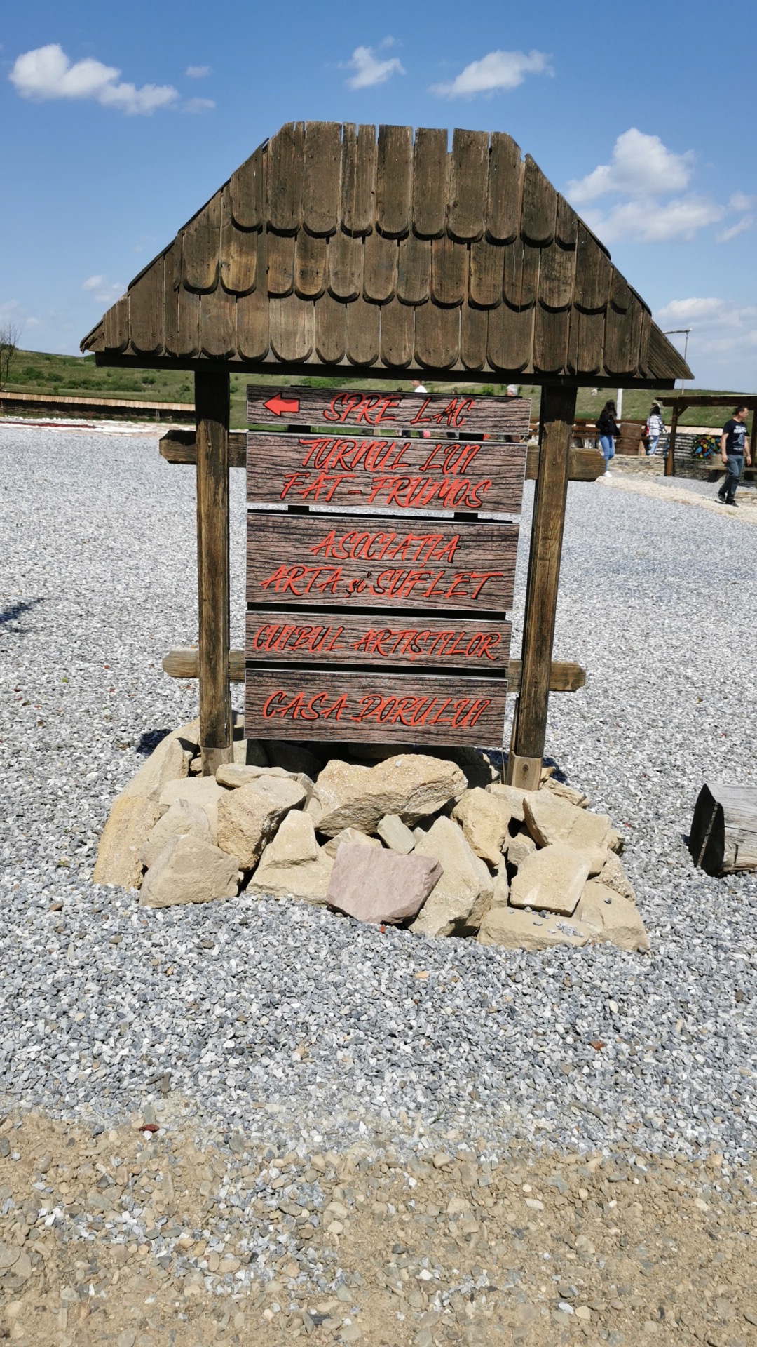 Făt Frumos Turm - foto 2