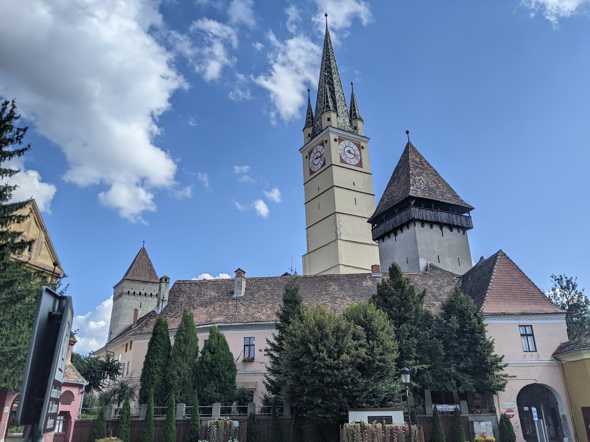 Turnul Trompeţilor - foto 1