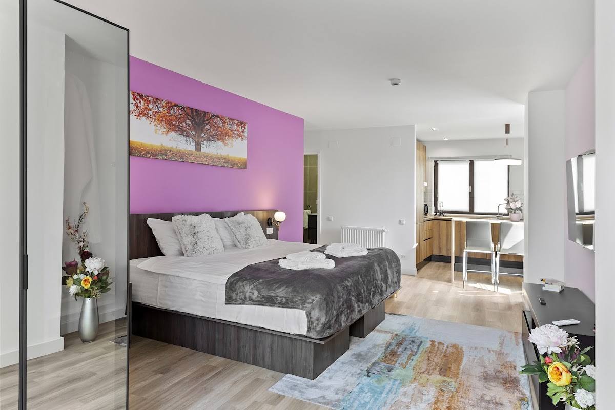 Uni88 Apartments Hotel