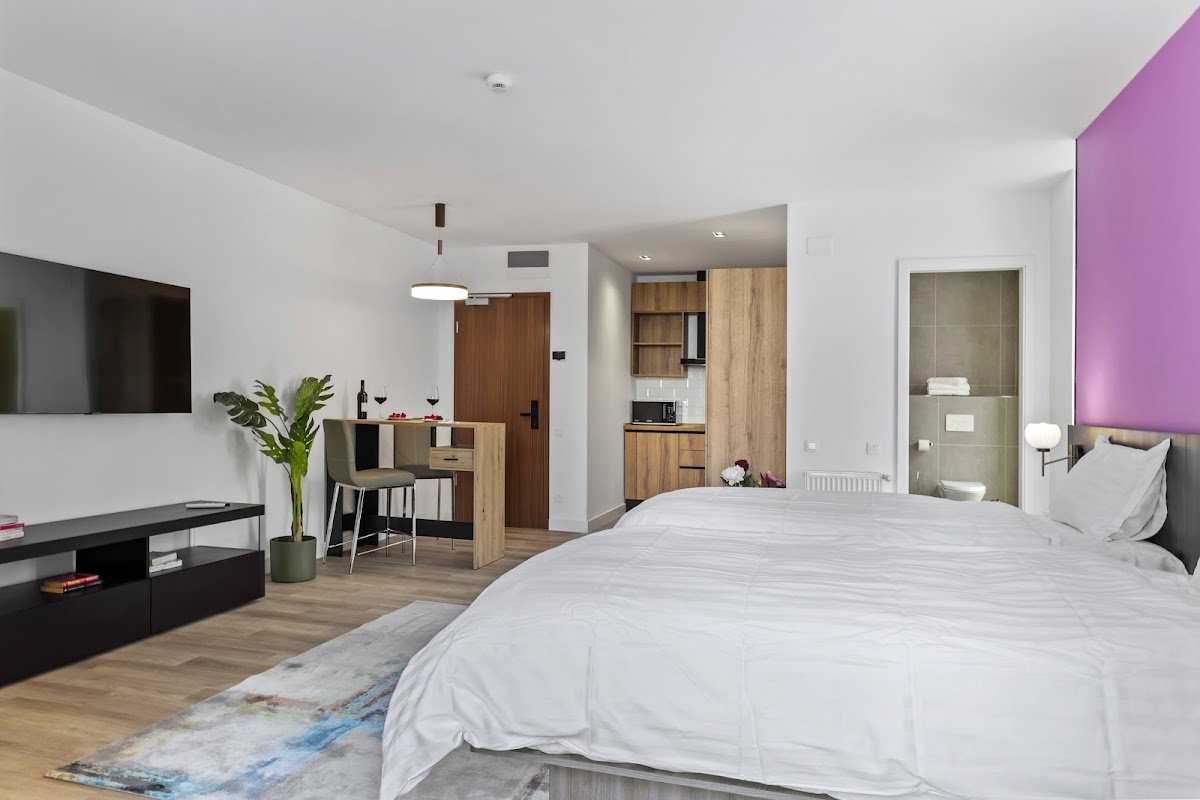 Uni88 Apartments Hotel