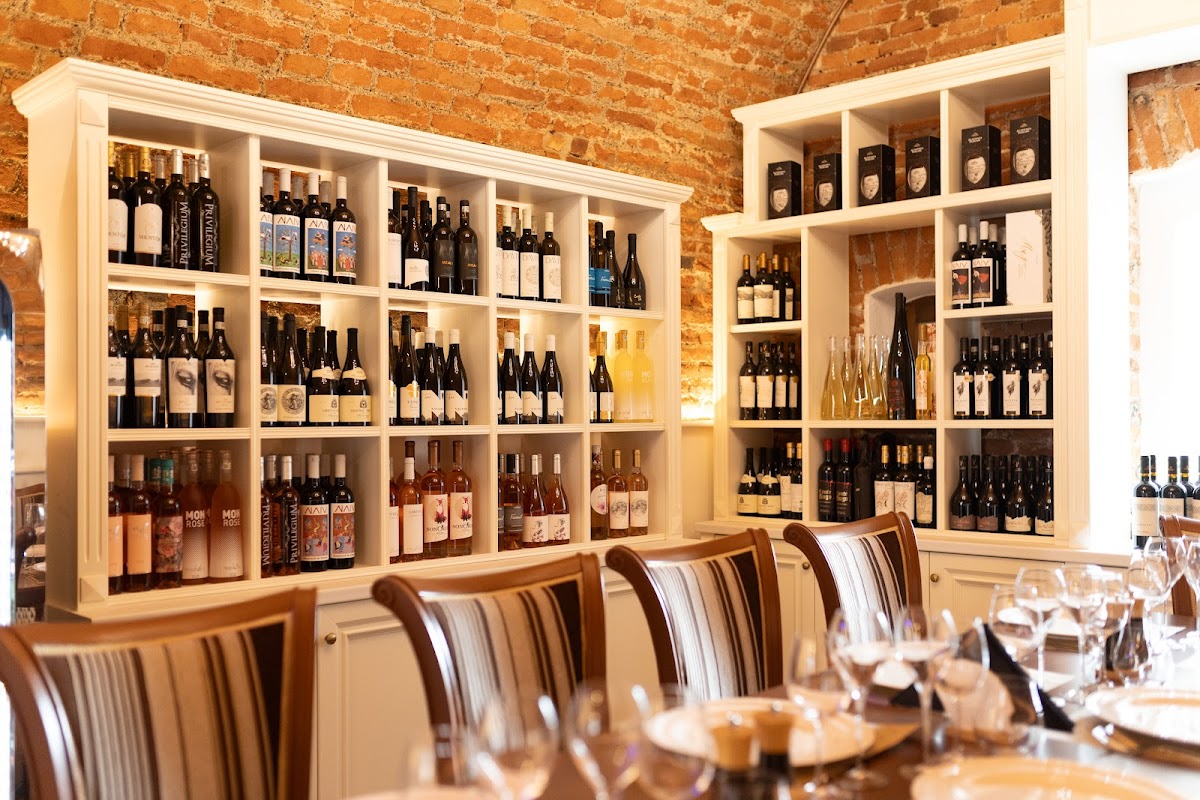 UNIO Vini - Étterem Alba Iulia Várában, Alba Iulia