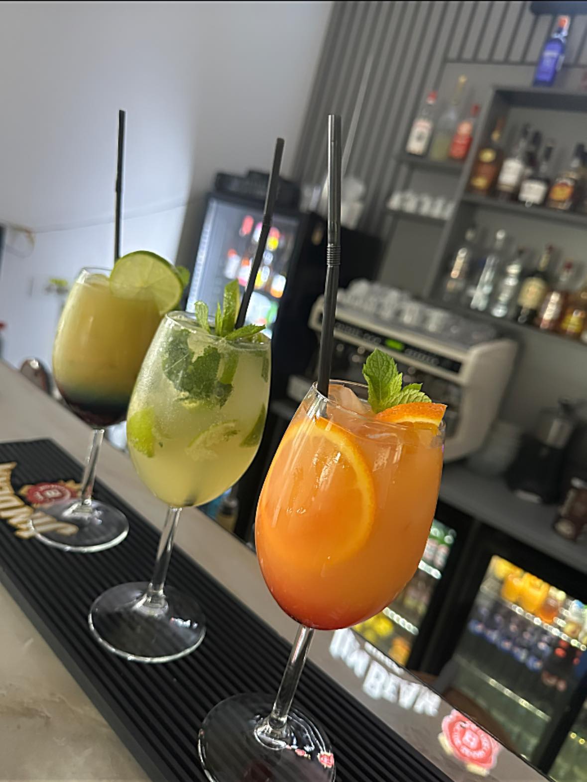 URBAN - Coffee & Food - foto 2