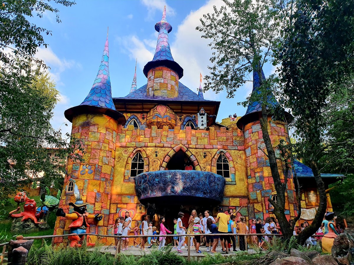 Valea cu Povești - foto 1