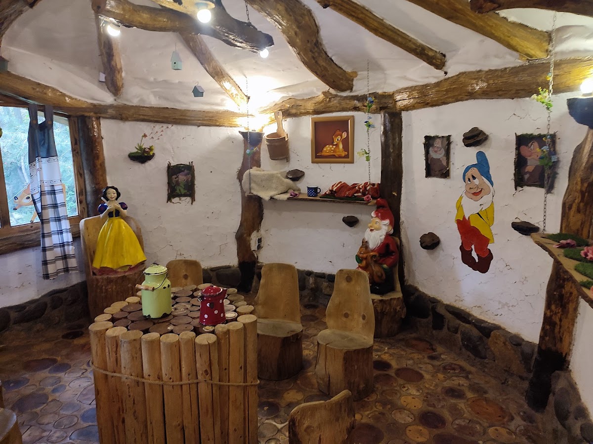 Valea cu Povești - foto 4