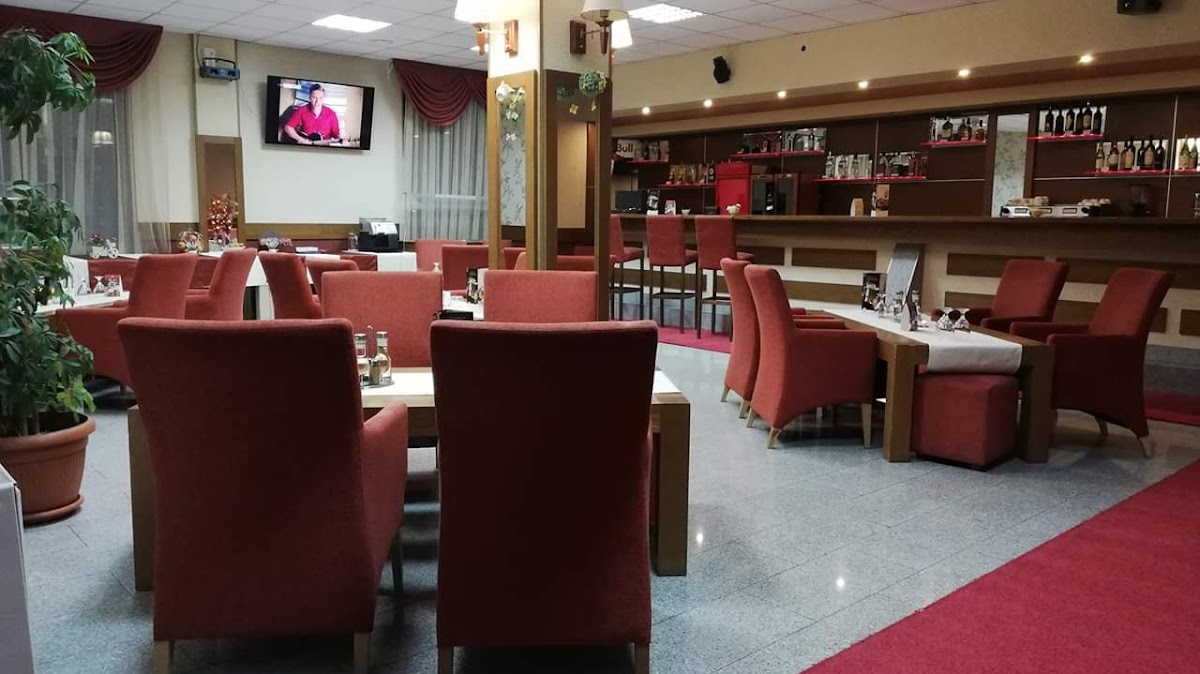 Valea Regilor - foto 1