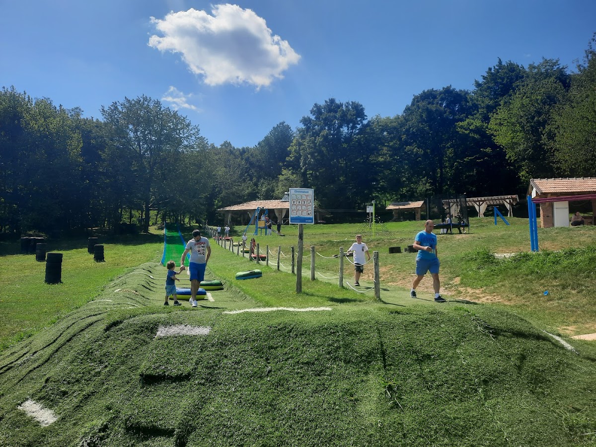Valea Ursului Joy Park - foto 4