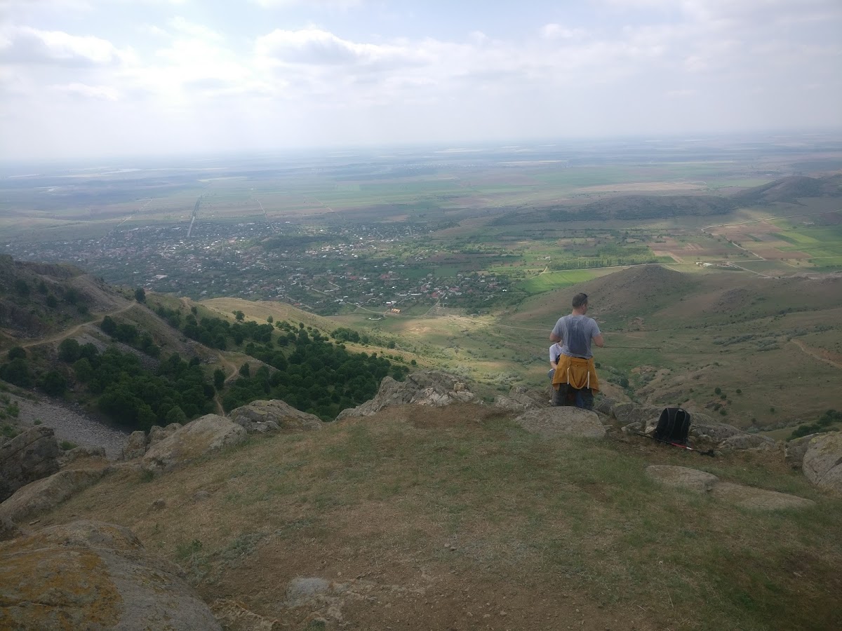 Vârful Țuțuiatu (467m) - foto 2