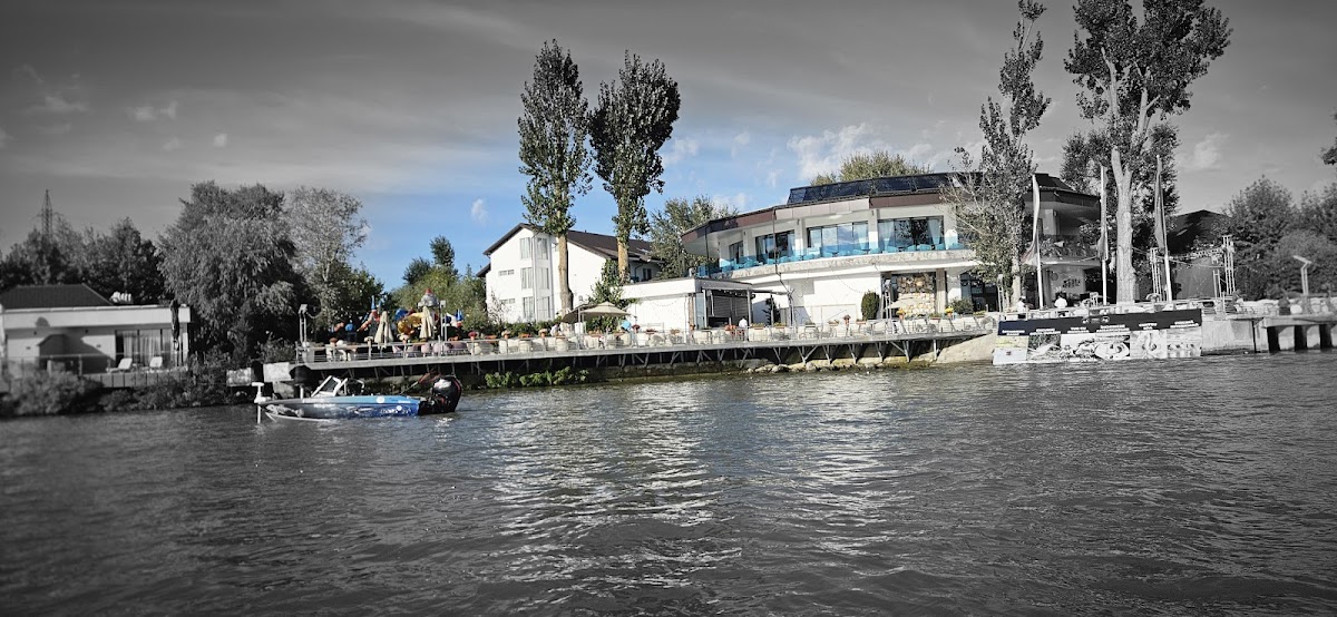 Varsarea Dunarii in Marea Neagra - Sulina - foto 3