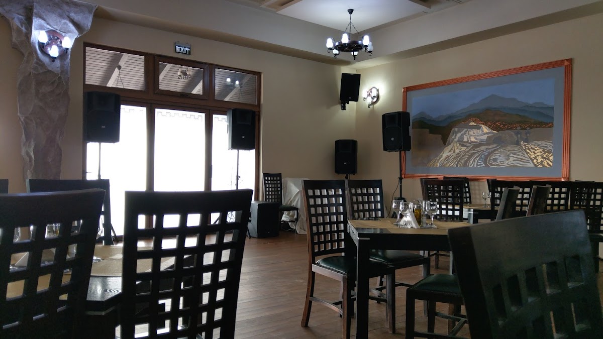 Vatra Romană - foto 4