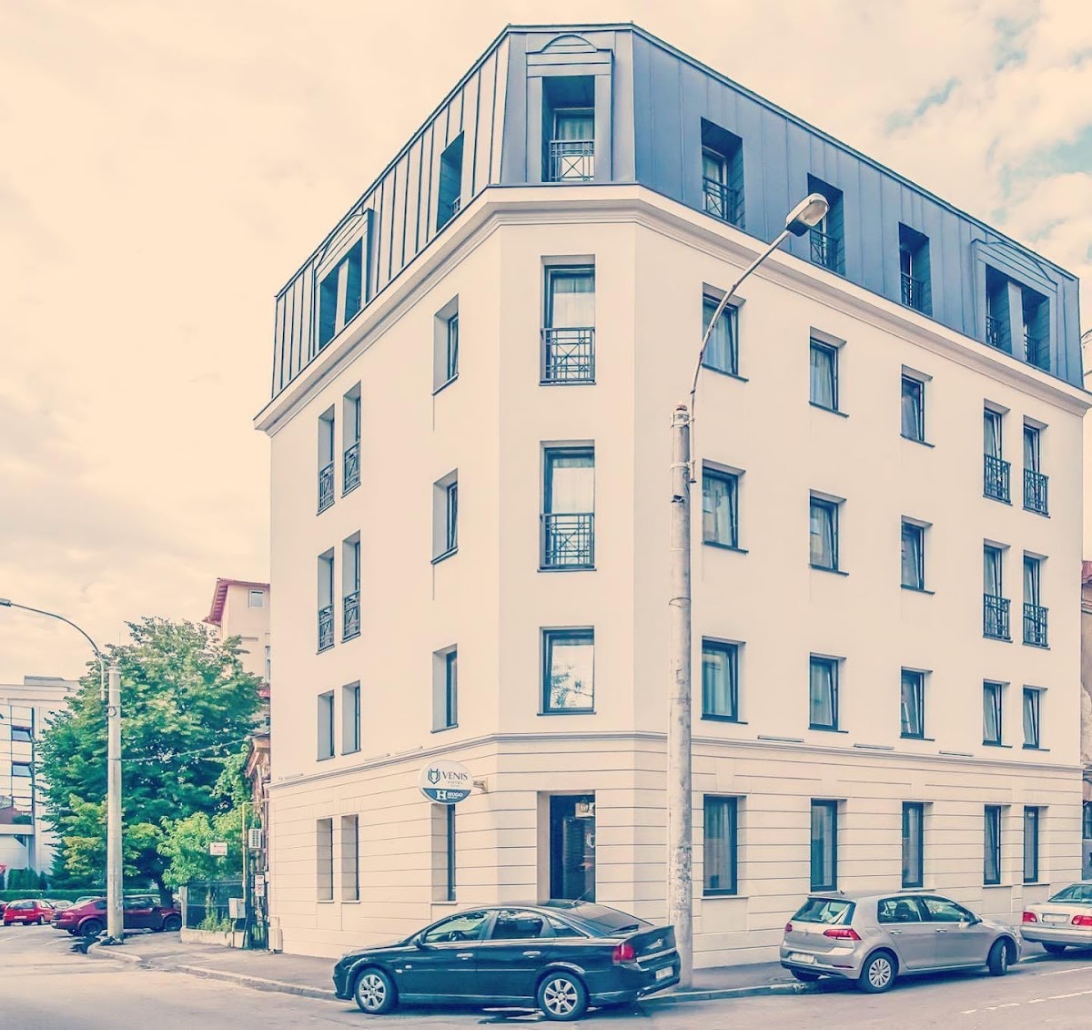 Venis Boutique Residence
