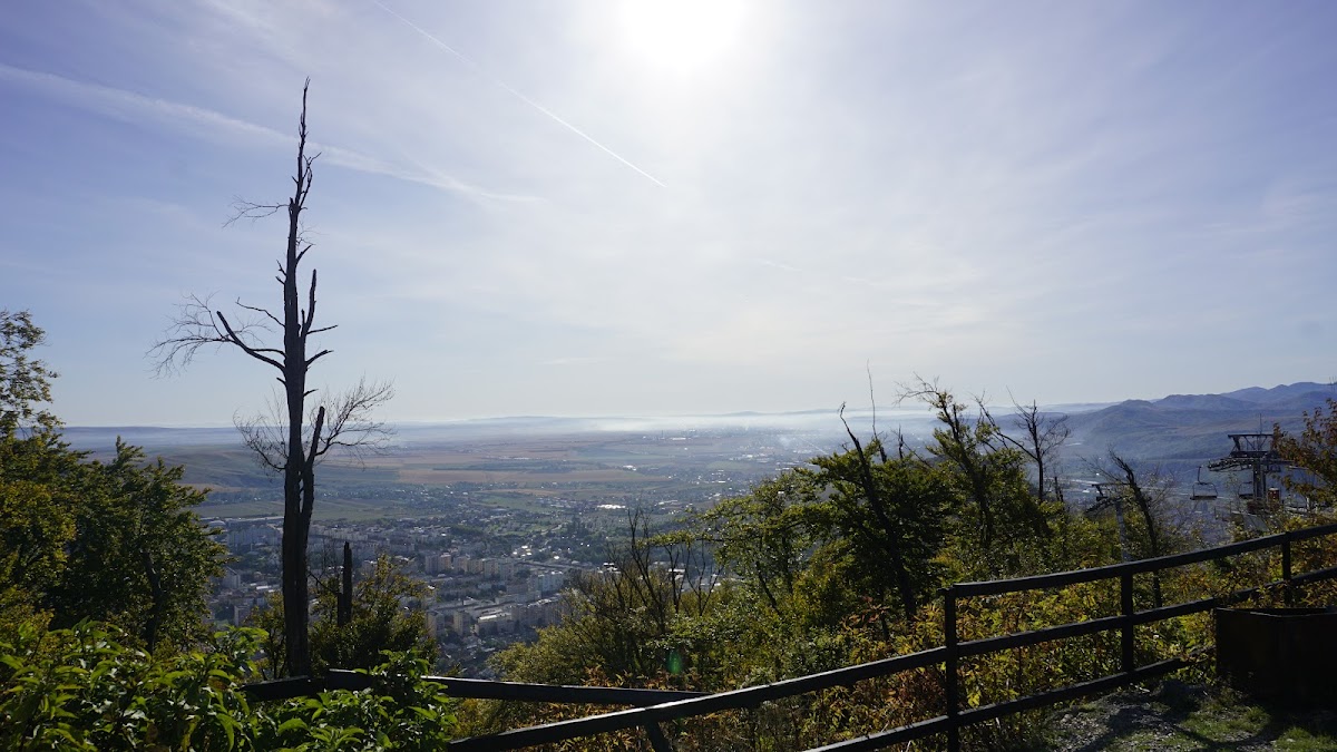 Vf. Cozla (650m) - foto 2