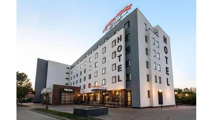 Vienna House Easy by Wyndham Airport Bucharest - foto 1