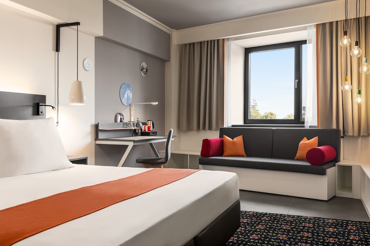 Vienna House Easy by Wyndham Airport Bucharest - foto 2