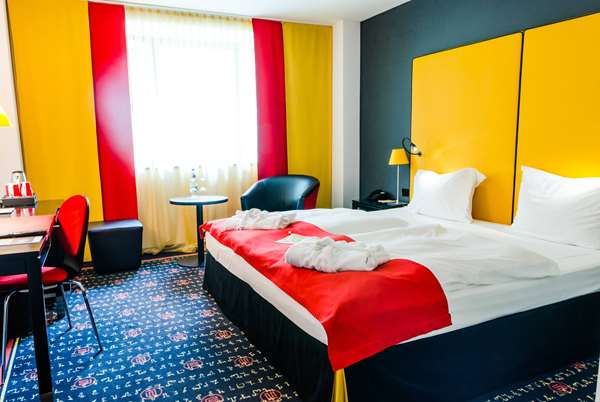 Vienna House Easy by Wyndham Airport Bucharest - foto 4