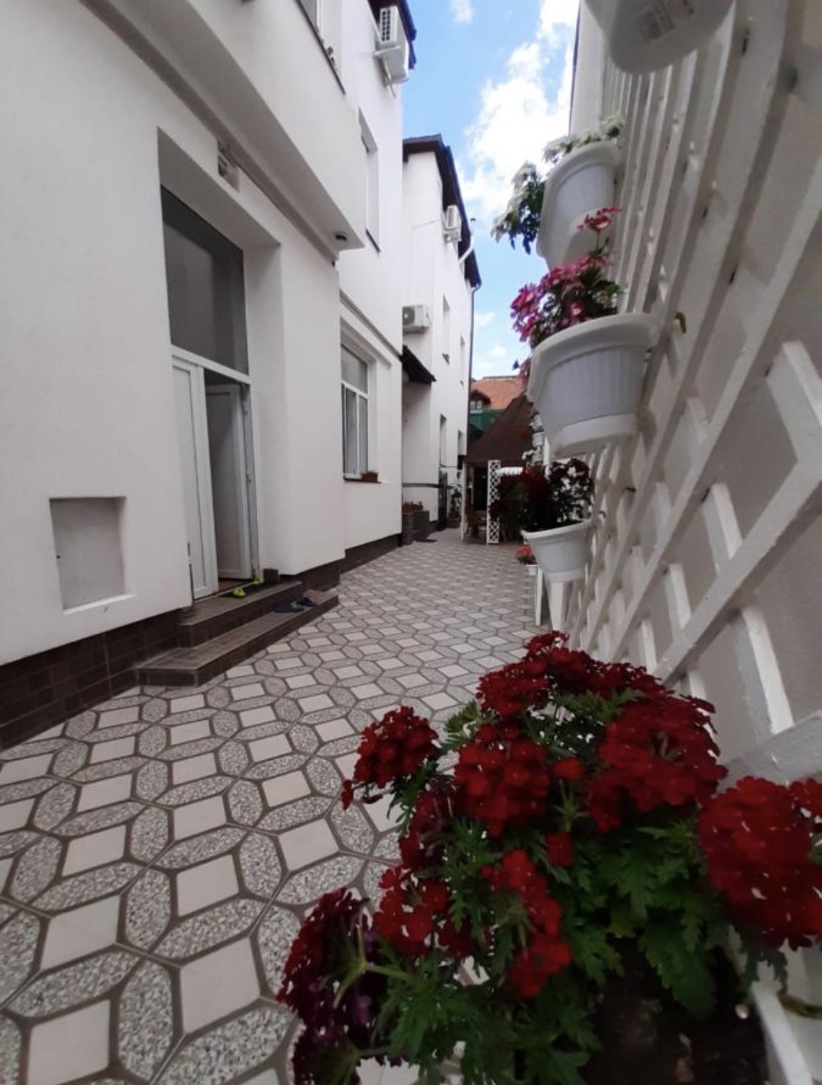 Vila ADA București - foto 1