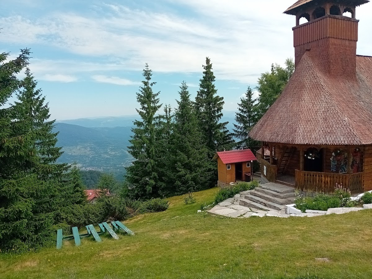 Vila Casa Cu Tei