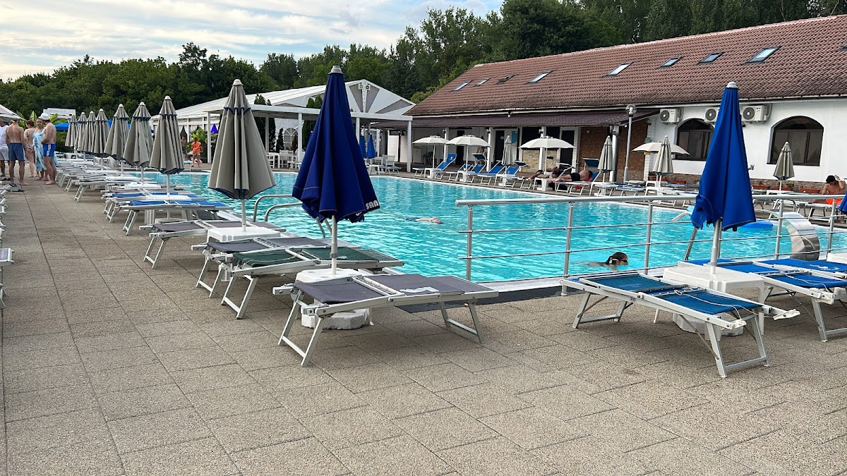 Vila de pe Lac - foto 3