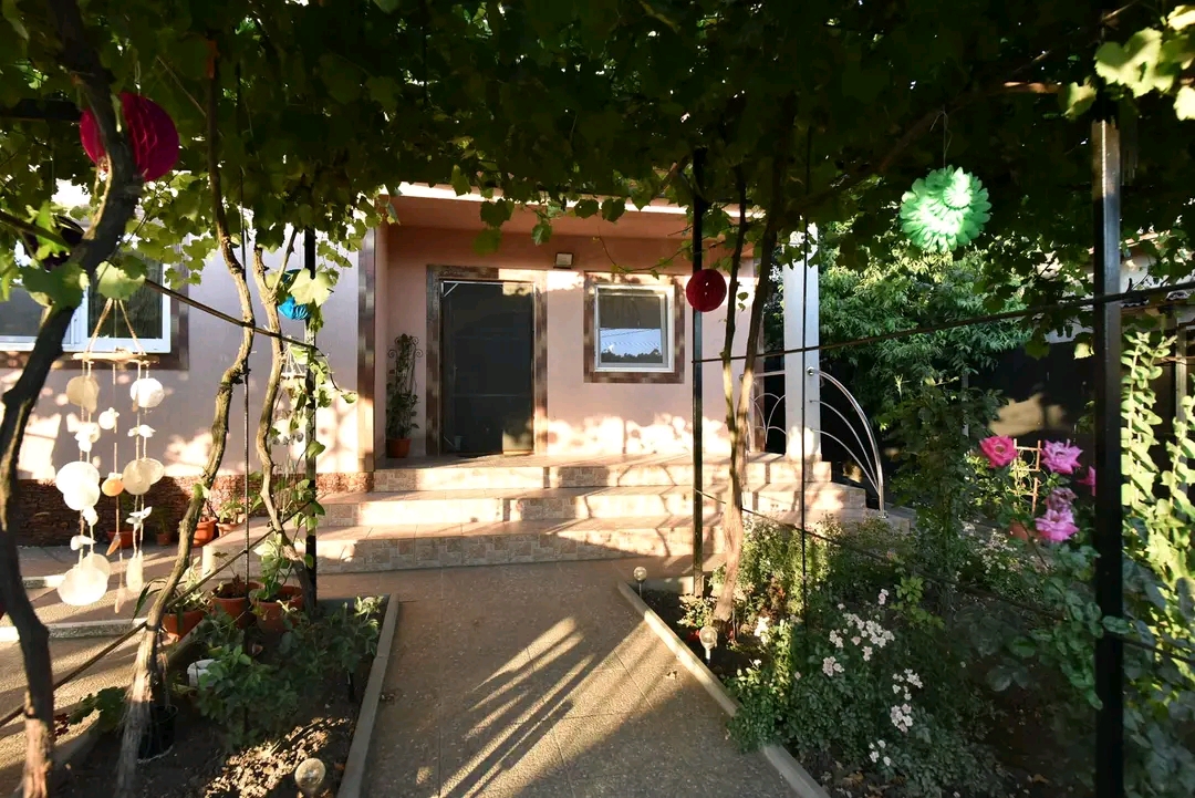 Vila si casa Kara - foto 3