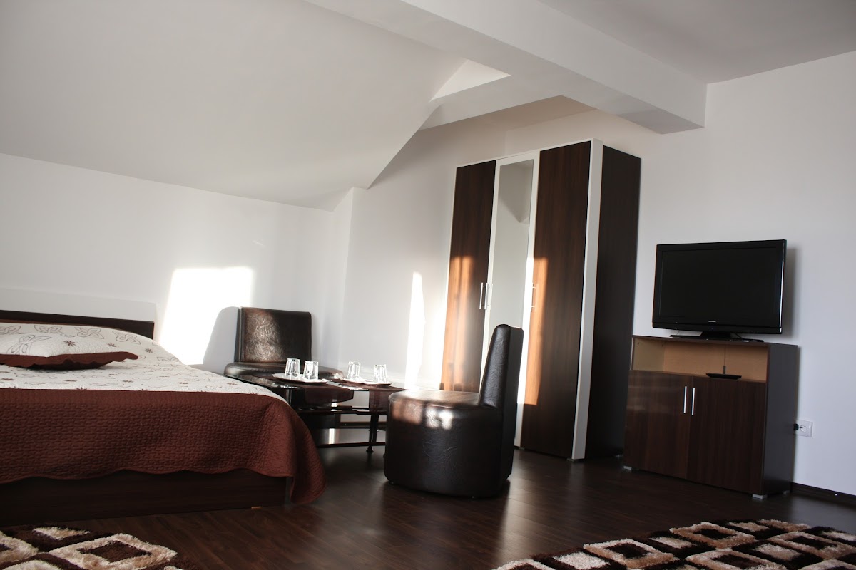 Vila Straja - foto 2