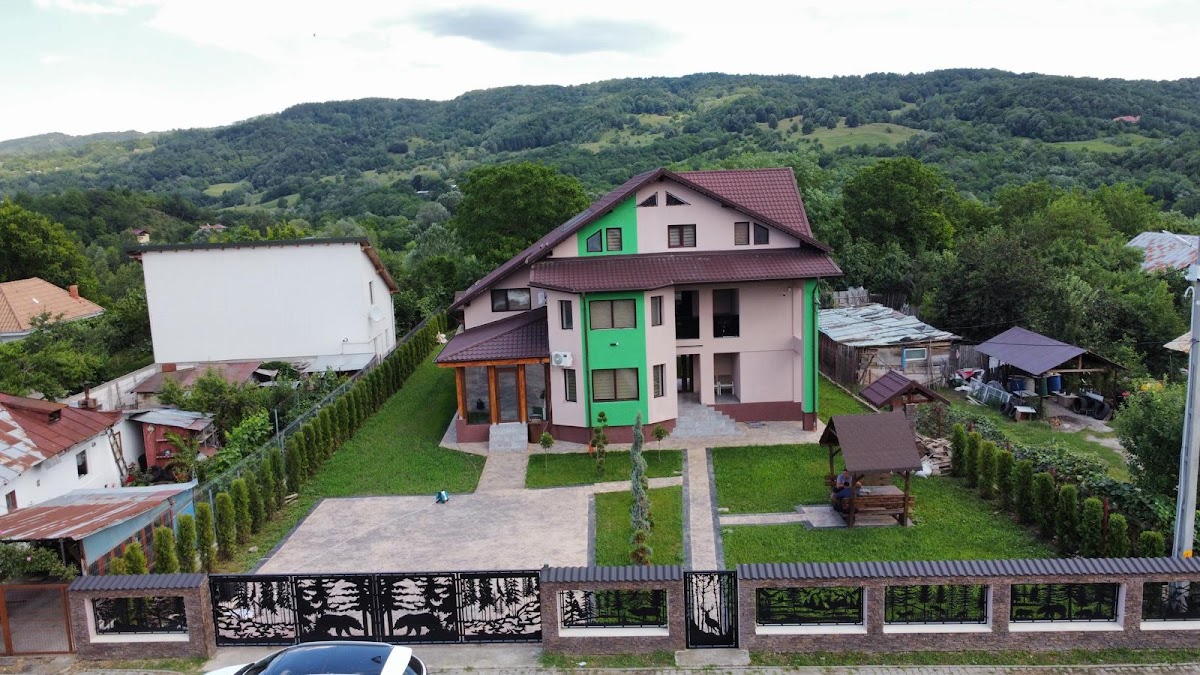 Viv House
