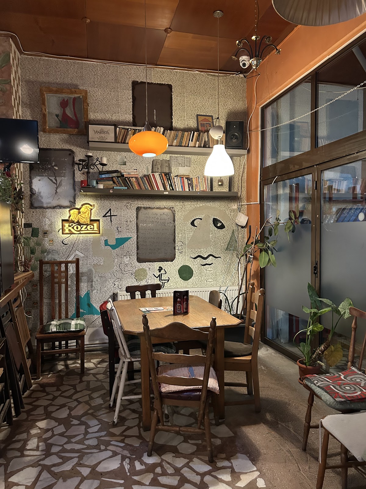 Voynich Cafe & Pub - foto 3