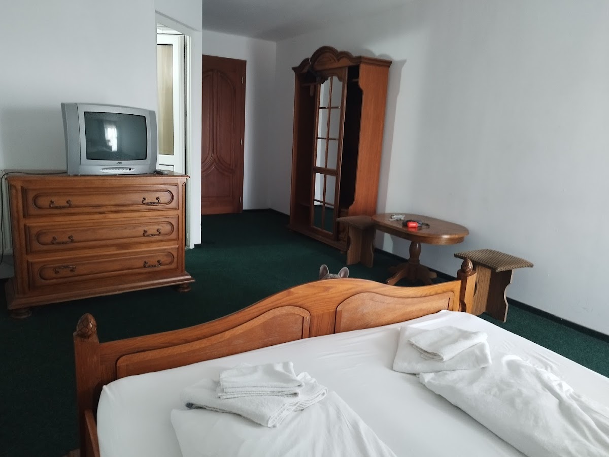 West Motel