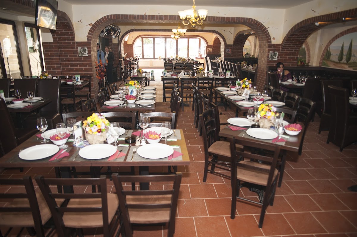 West Plaza Hotel