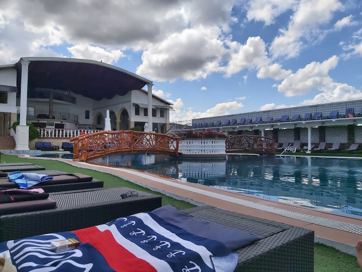 White House - foto 2