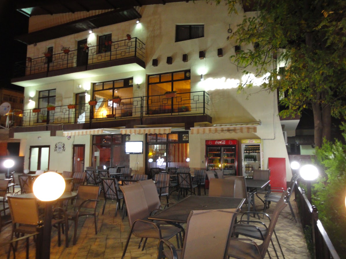 White - Pub Restaurant Pizzerie - foto 1