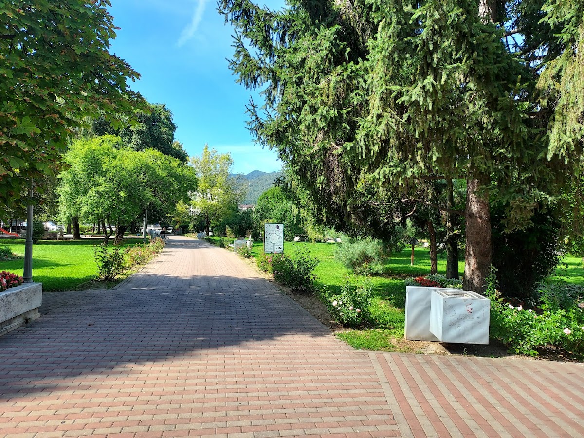 Parc des Écrivains (Dacia Park) - foto 3